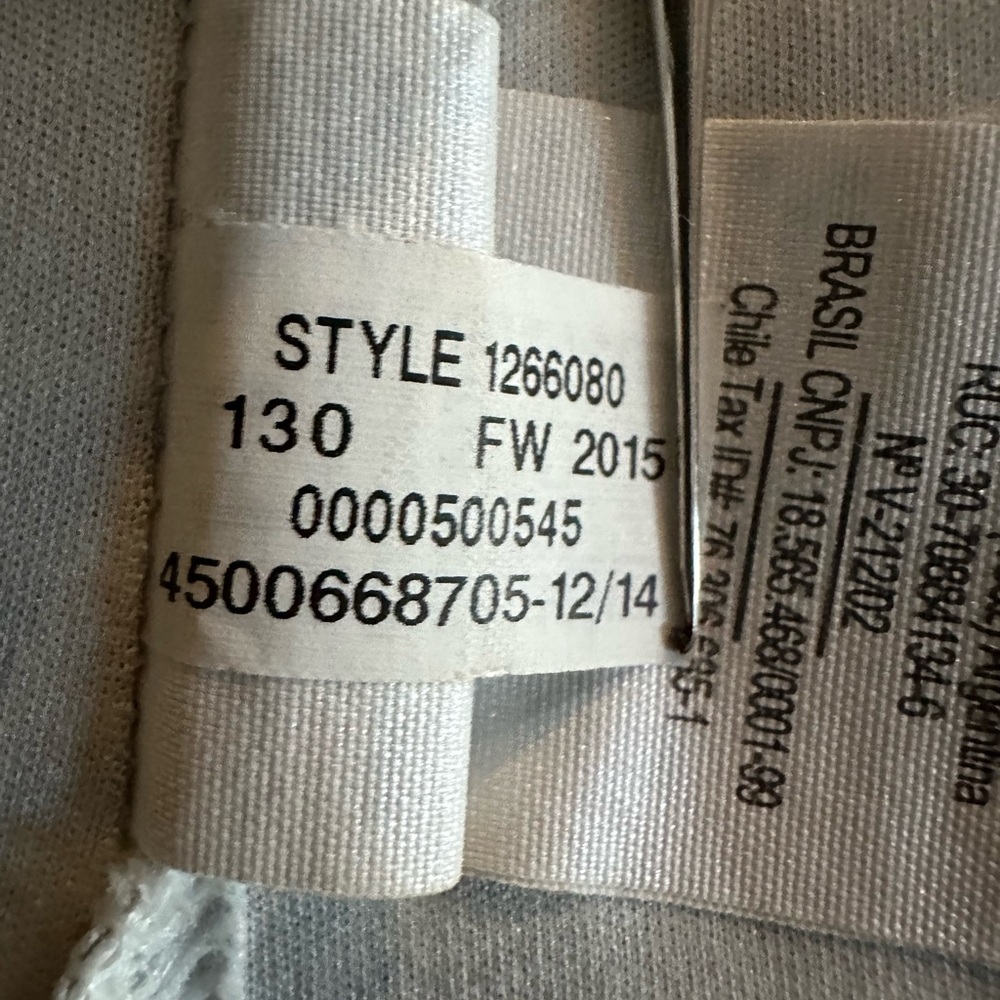 Under Armour top. Khaki & white striped. Medium. - Picture 4 of 11